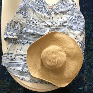 🚨Bundle🚨 tunic and beach hat